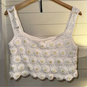 Entro White Floral Lace Crop Top